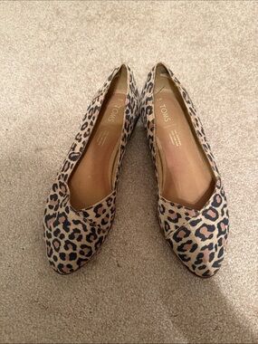 TOMS Leopard-Print Pointed Toe Flats - Black & Brown